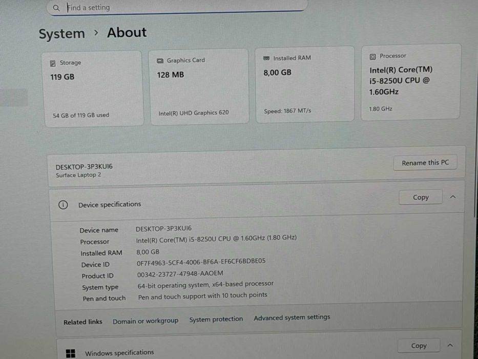 Microsoft Surface Laptop 2 i5-8250U/8RAM/128SSD