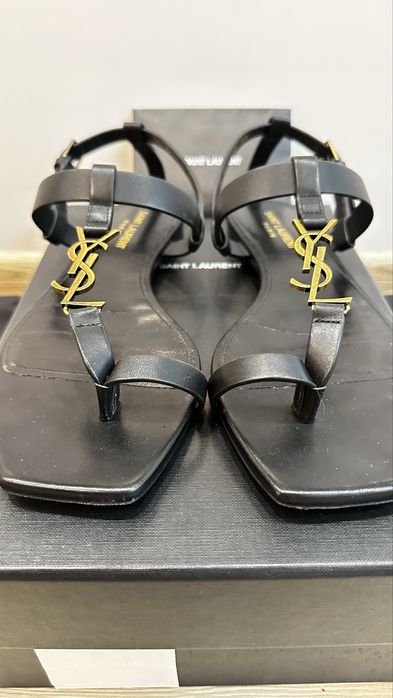 Сандали Saint Laurent
