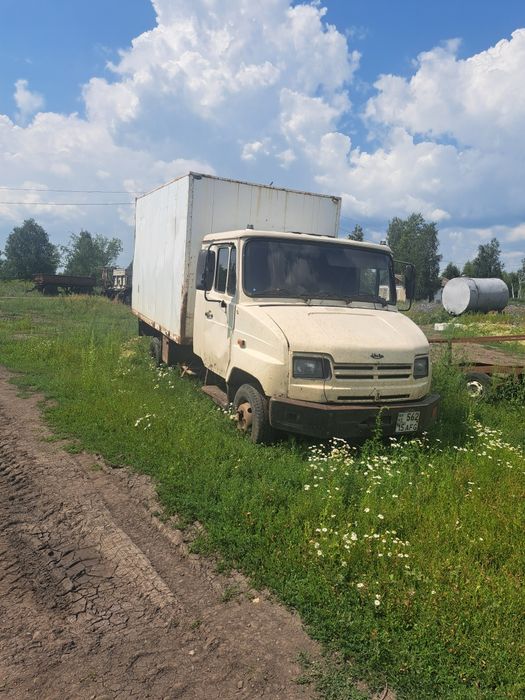 Продам зил бычок