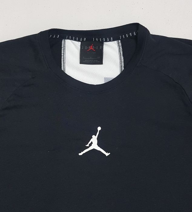 Tricou Jordan 23 ALPHA DRY negru, mărimea S ptr bărbați