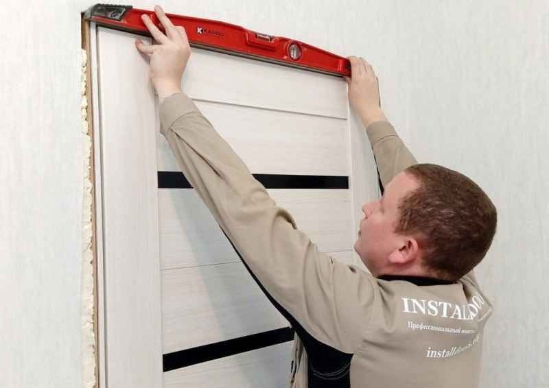 Установка дверей