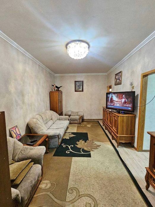 Продаётся 3/2/5 на БУЗ 1 ( художников)