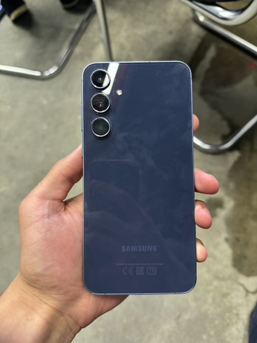 продам самсунг А55 срочно