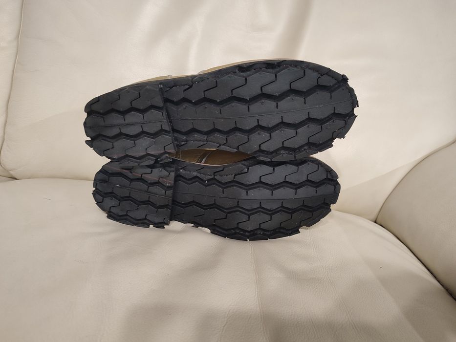 Ghete Nr 41 Buffalo Noi Piele naturala