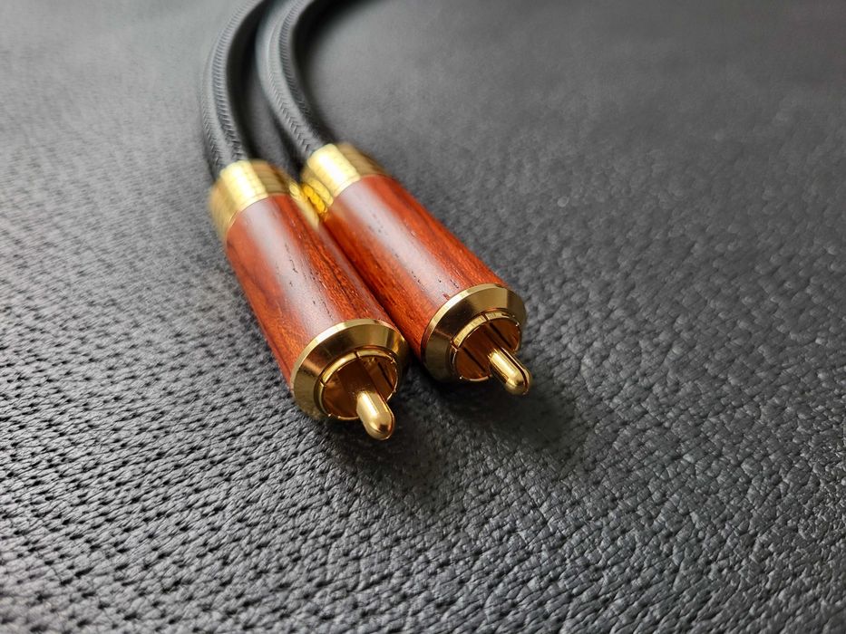 Cablu RCA–RCA Canare LV-77S – Handmade,Sunet Curat, Design Premium