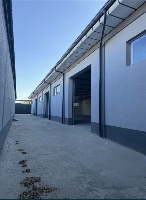 Продаётся 1 250 м² производственный цех.