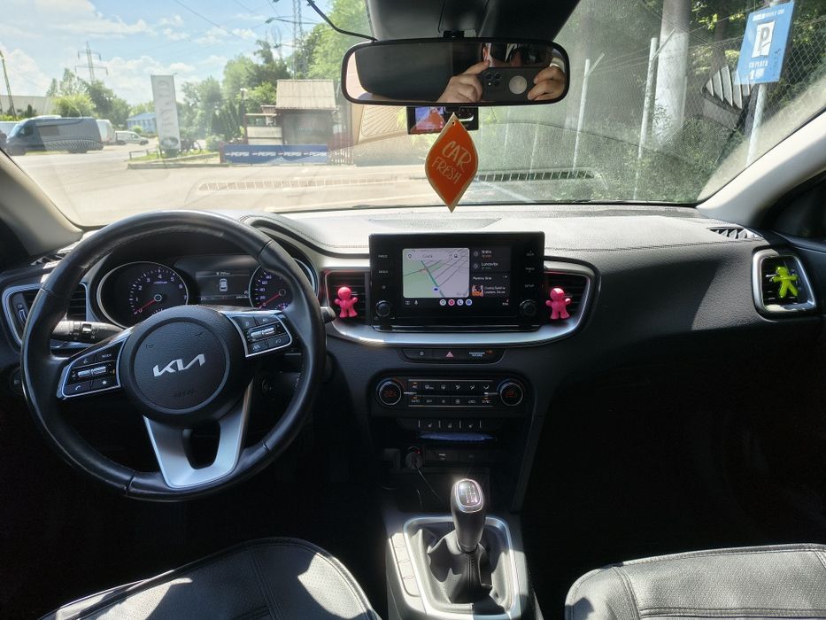 KIA ceed benzina ,încă în garantie