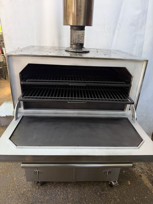 Josper фурна на дървени въглища Джоспър