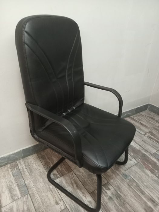 Кресла офисные!!