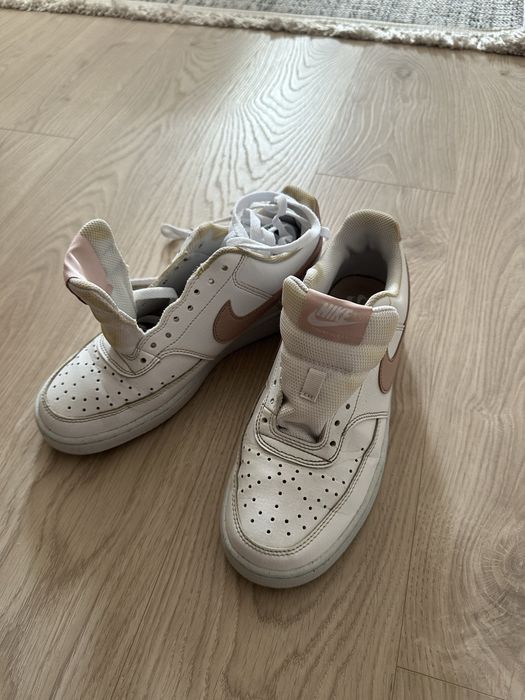 Кроссовки nike оригинал женские
