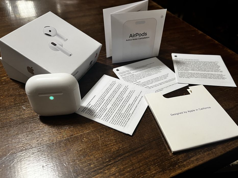 Casti wireless airpods 4