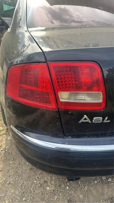 Tripla spate audi a8 d3 led