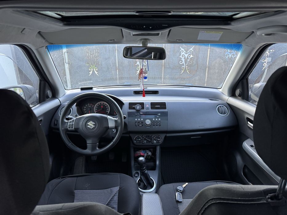 Suzuki Swift 1.3