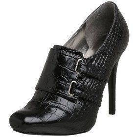 Оригинални сандали и обувки Guess - 36 номер