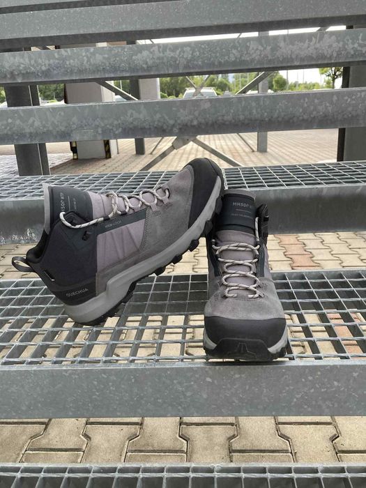 Туристически обувки Quechua n.45 (като нови)