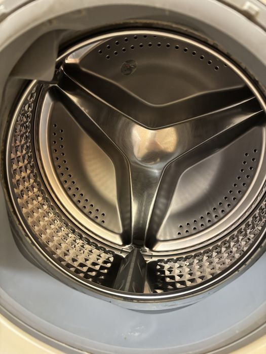 Продам стиральную машинку Samsung