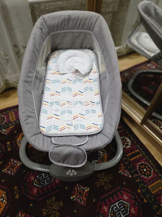 Шезлонг для новорожденных