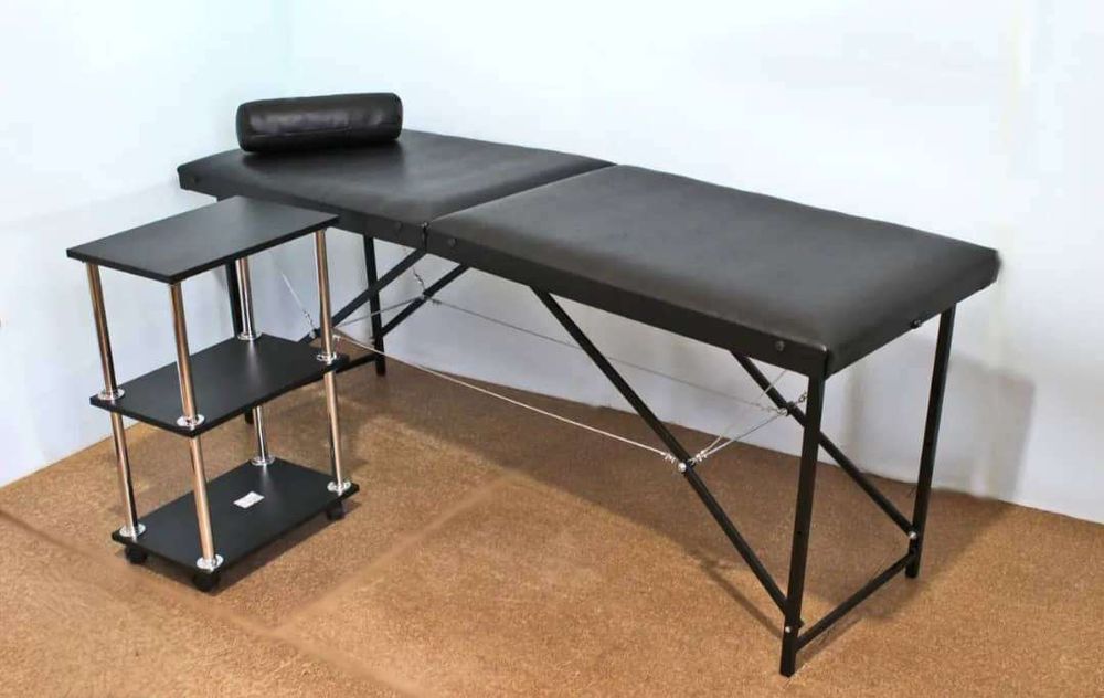 Массажная кушетка