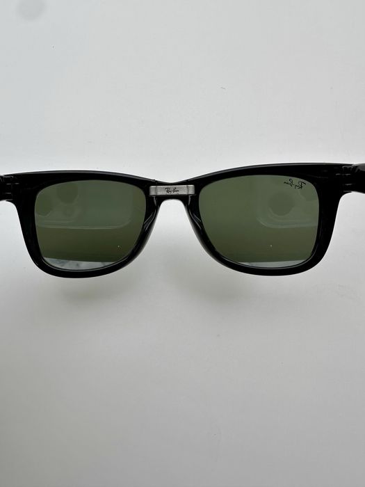 Ray Ban RB4105 Folding Wayfarer