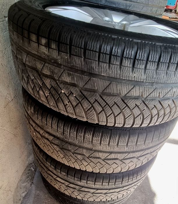 Roti  Audi  235/55/17