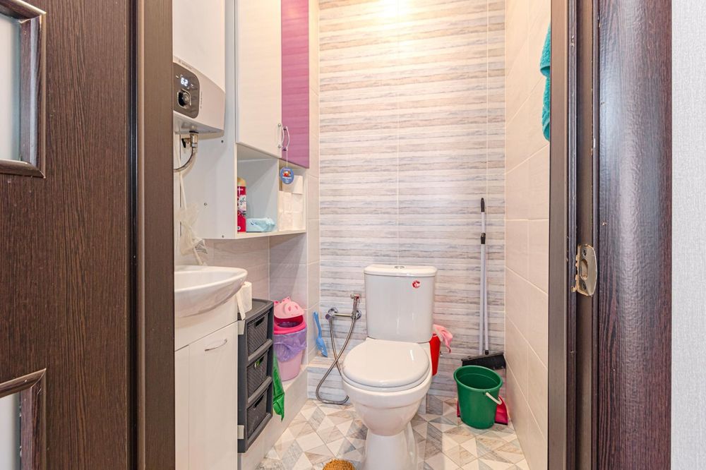 Срочно!!! Продажа дома 10 соток. Юго-Восток левая сторона . Торг