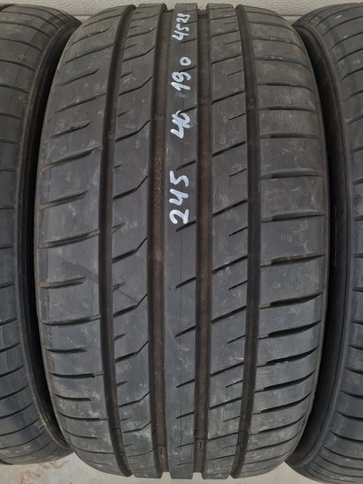 Летни гуми 4 броя SYRON PremiumPerformance 245 40 R19 дот 4523