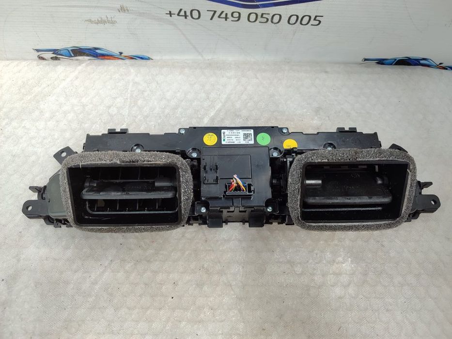 PANOU COMANDĂ CLIMATIZARE + GRILE VENTILAȚIE CENTRALE BMW 1 SERIES F40 2020 / 2019–2024 / COD OEM 6411 9855395-01 / 9855395 (5E2)