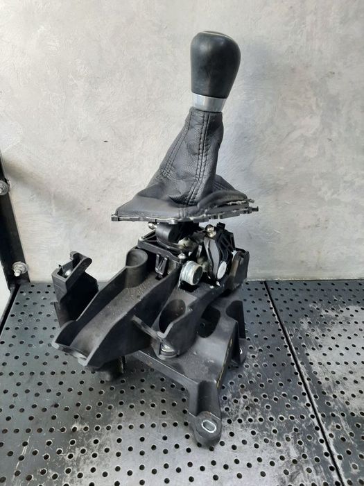 maneta schimbator 1.6b ford focus 3  bv6r-7c453-akc