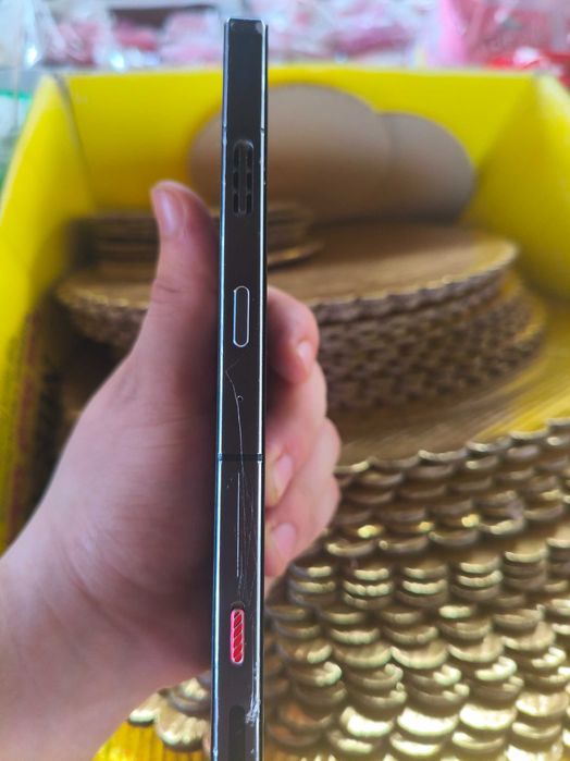 Red magic 8 pro  B\u