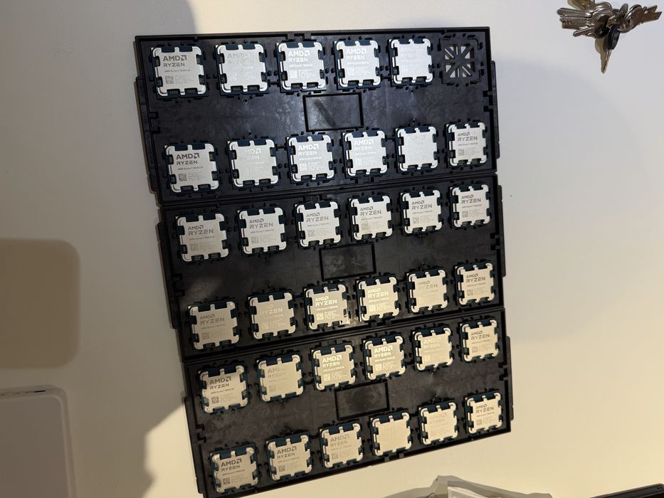 AMD Ryzen 9600x; 9700x