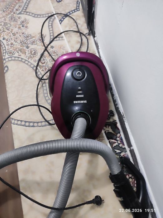 Samsung 2000W пылесос сотилади!
Кучли тортиш қувватига эга, уй шароити
