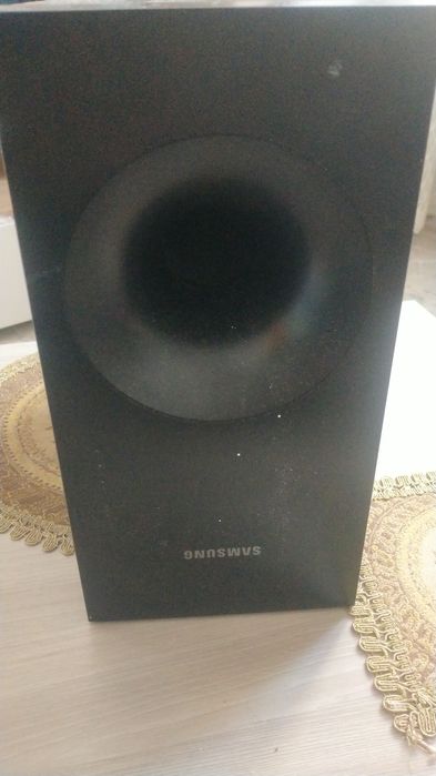 Продам саундбар в хорошем состоянии,б/у марка Самсунг
