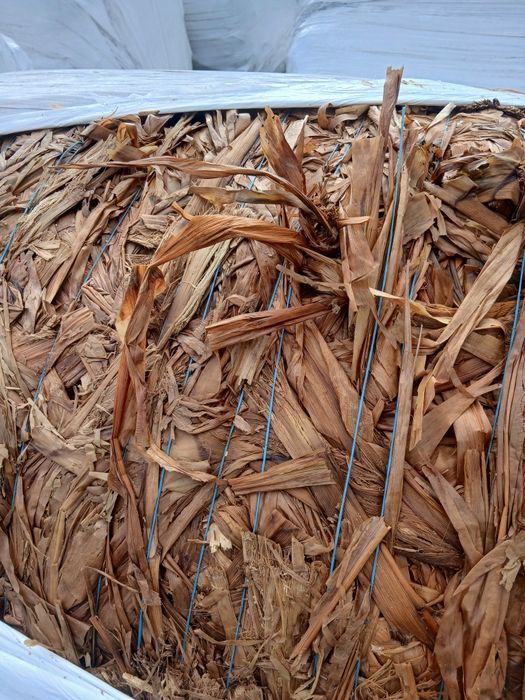 Vând baloti infoliati