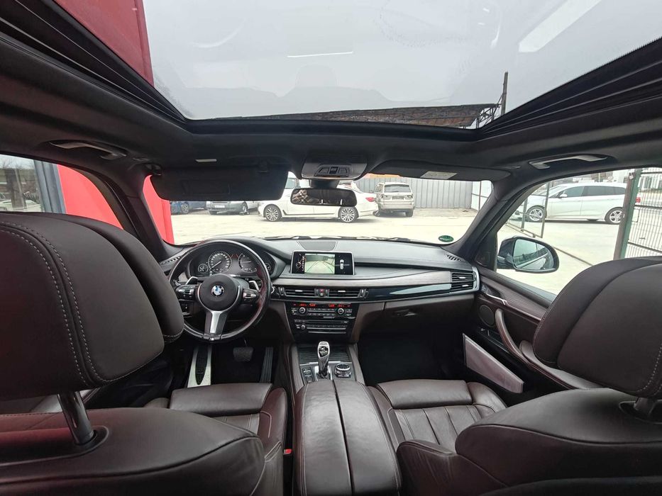 BMW X5 M50d, intretinut exemplar