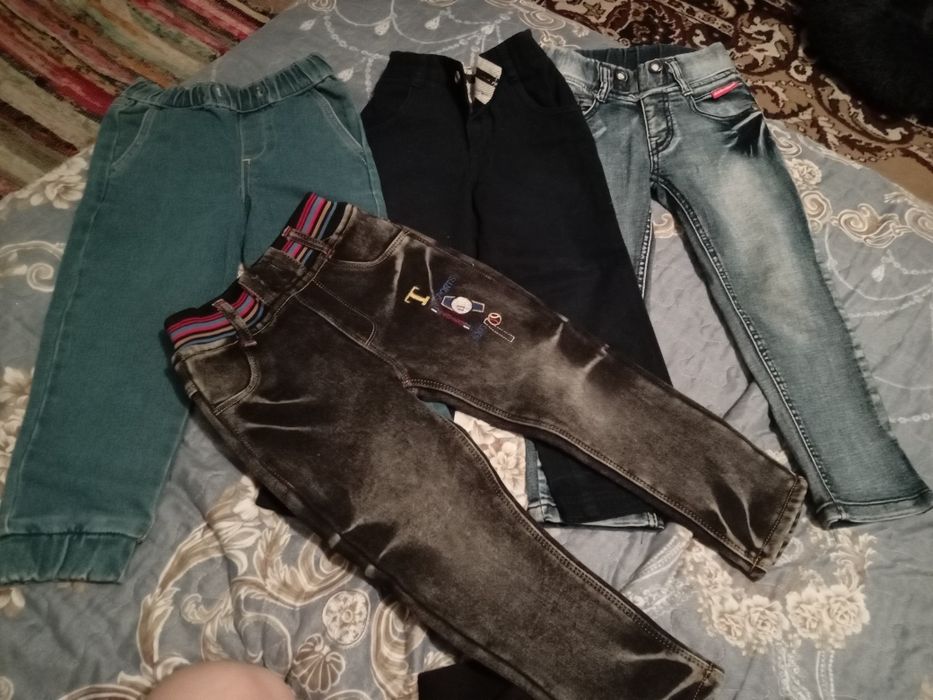 Продам детские брюки, джинсы.