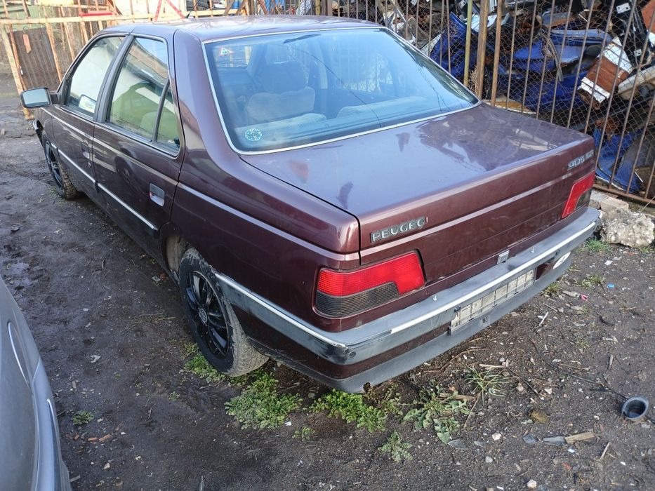 Peugeot 405  1.6i 94g 66kw