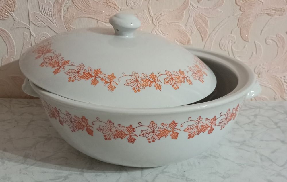 Супница,  (Фарфор СССР)