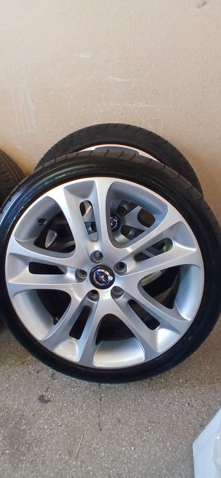 Vând Jante originale volvo v40 v60 xc40 2100 lei negociabil