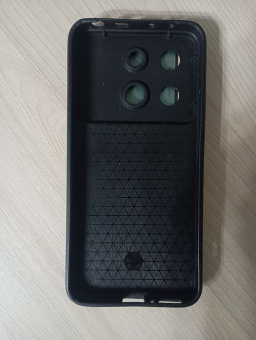 Продам чехол на редми ноте 13, 4G
