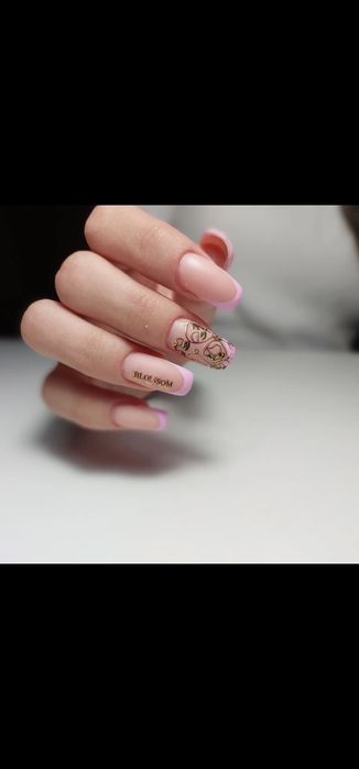 Наращивание ногтей