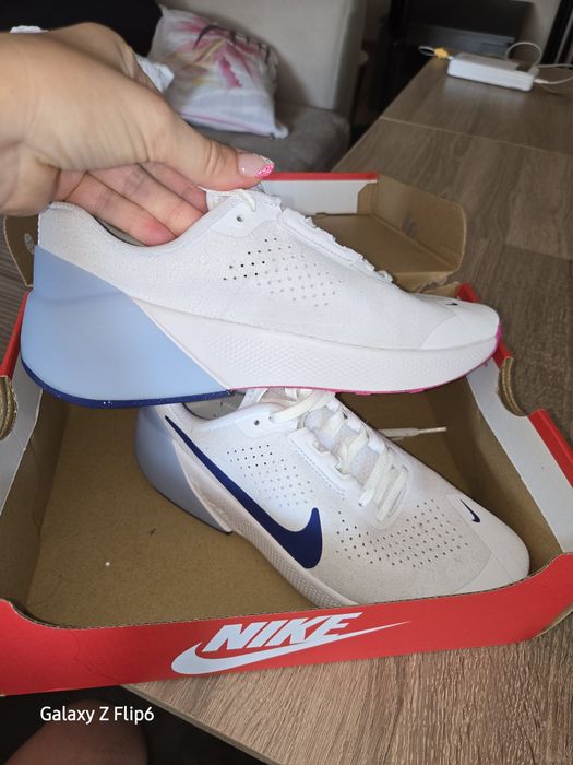 Маратонки Nike /Найк 38.5