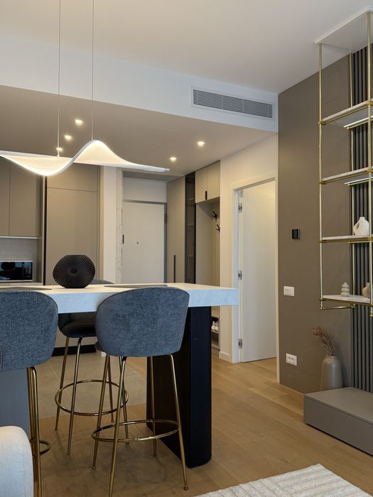 Calea Floreasca/Lacul Floreasca | 2 Camere (Up-site) | Parcare + Boxa