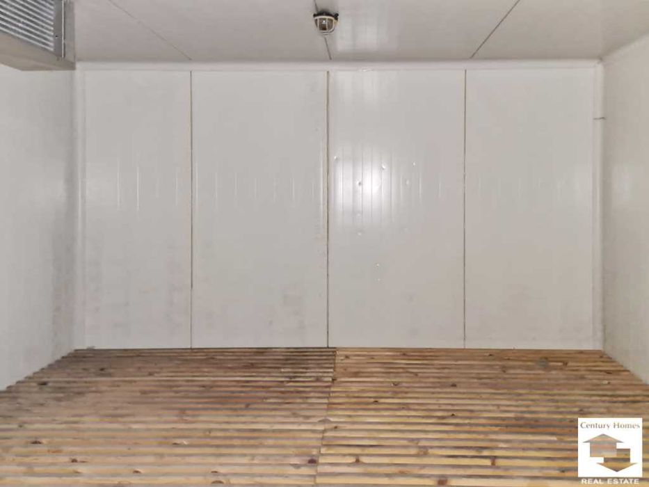 111344 Склад на две нива, с товарна рампа и магазин, в кв. Чолаковци