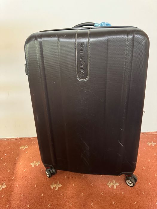 Продам чемодан Samsonite