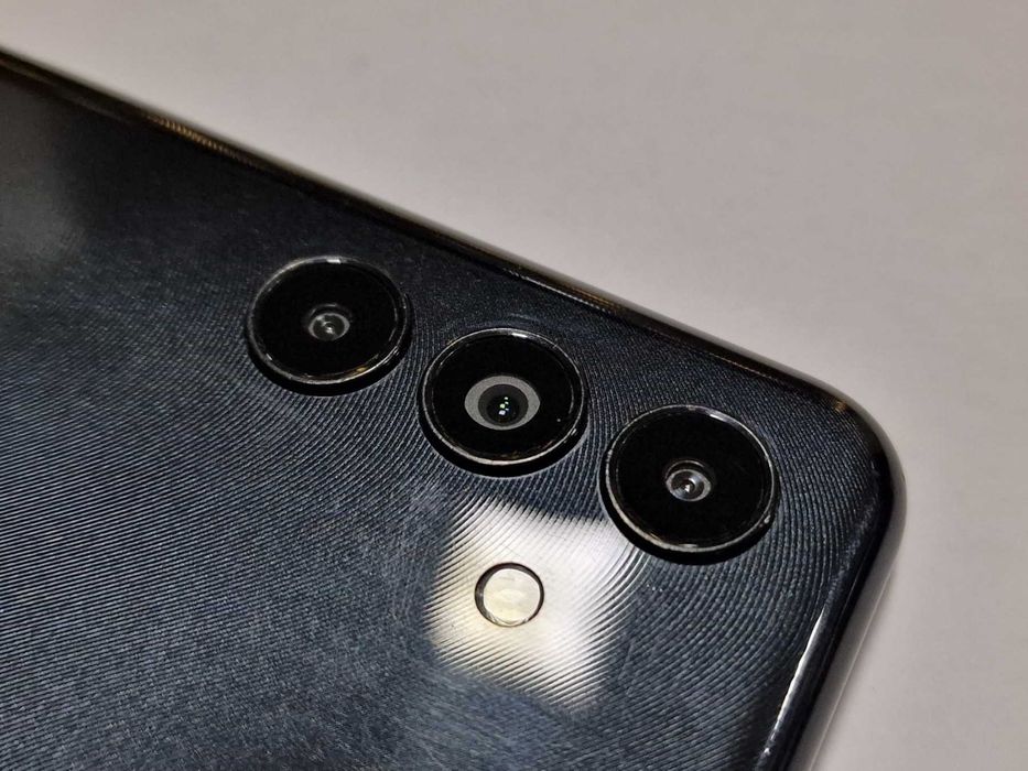 Samsung Galaxy A04s 32GB 3GB RAM Dua