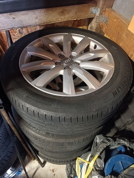 Audi Q5 2.0 benzina Quattro - raport car vertical și carte service