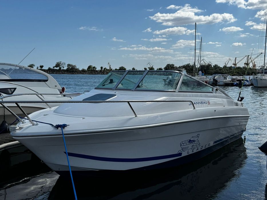 Vand barca RICHARD III 19500€ (negociabil)