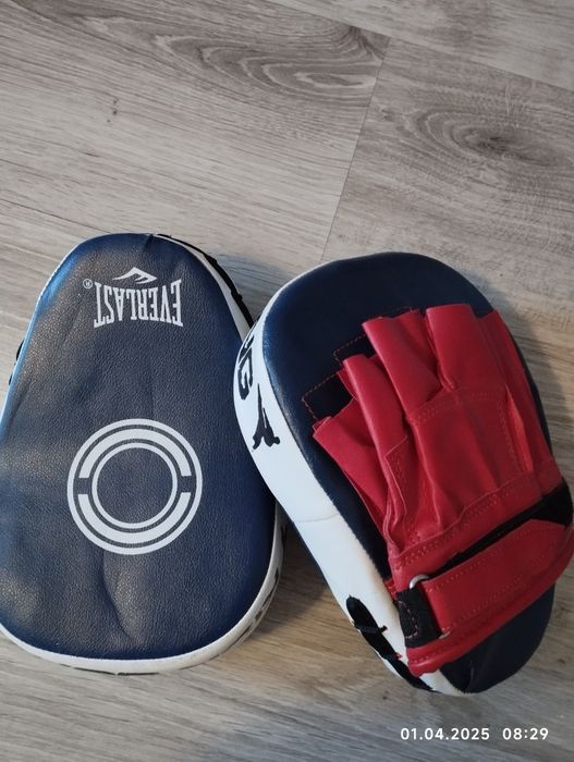 Шлем, перчатки, лапки, груша