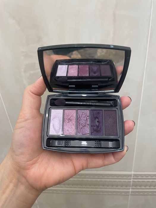 Продаются тени Lancome