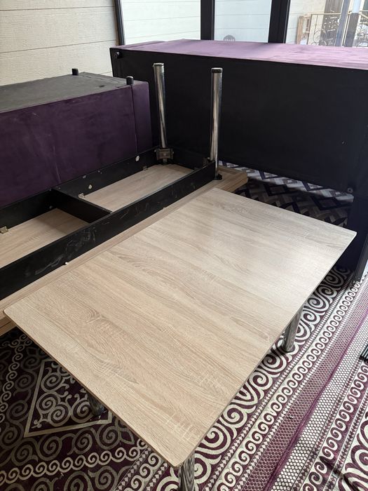 Стол крават новый